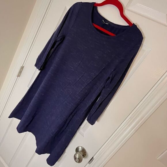 Two Hilary Radley long sleeve dresses. Blue and gray/White. Both Large - Picture 5 of 9